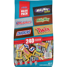 Snickers, Twix, Milky Way, 3 Musketeers Minis Assorted Mix Bag (240 ct., 74 oz.)